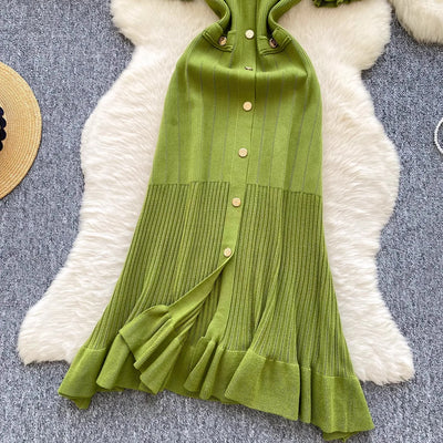 Moderne Vintage Jurk – Strakke Pasvorm met Romantisch Detail