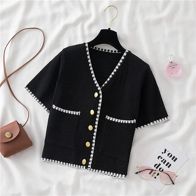 Elegante Korte Mouw V-Hals Top – Minimalistisch & Trendy