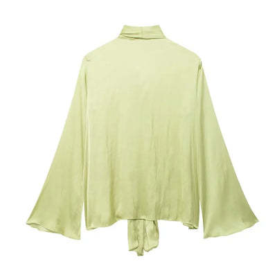 Stijlvolle Effen Top – Vrouwelijke Strik & Strak Design