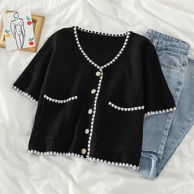 Elegante Korte Mouw V-Hals Top – Minimalistisch & Trendy